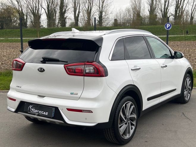 Kia Niro 1.6 GDI 105CH ISG + ELECTRIQUE 43.5CH PR BLANC de 2016