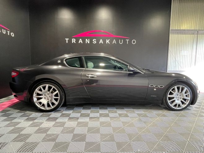 Maserati Gran Turismo 4.2 V8 405 ch / SIEGES CHAUFFANTS / REGU Gris de 2008