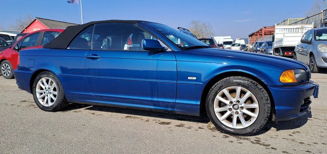 BMW Serie 3 (E46) CABRIOLET 318CI 143 CV BLEU de 2002
