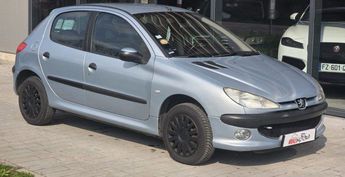  Voir d&eacute;tails -Peugeot 206 1.4 POP ART 5P &agrave; Geispolsheim (67)