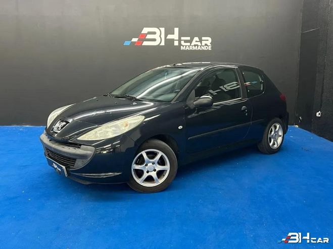 Peugeot 206+ Plus (3 portes) 1.1L Essence 60ch Urban  Gris de 2011