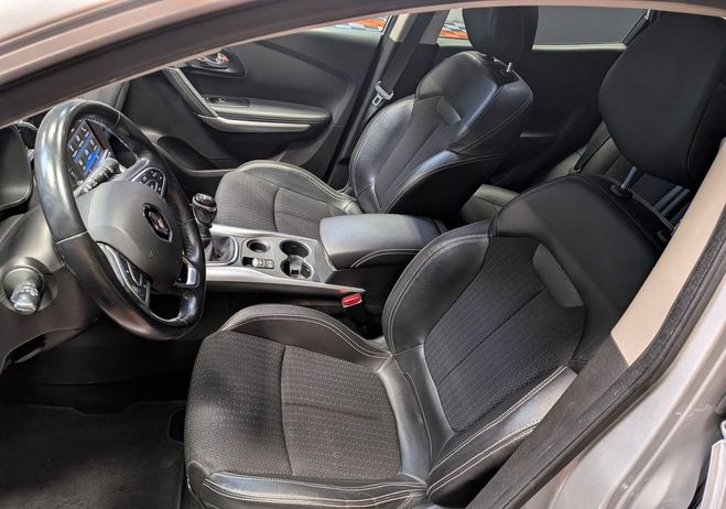 Renault Kadjar 1.6 dci 130 intens barre de toit + 4 pne Gris de 2017