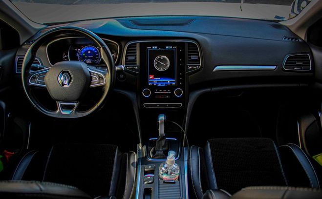Renault Megane estate 1.5 dci 110 energy intens edc bva Gris de 2019