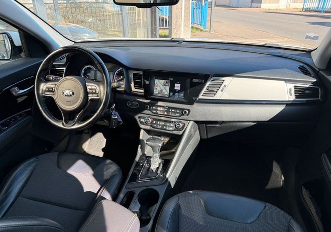 Kia Niro 1.6 GDi Hybride 141 ch DCT6 Active Blanc de 2018