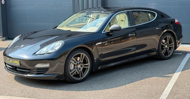Porsche Panamera S Hybrid Syst�me audio BOSE Toit ouvrant Noir de 2011