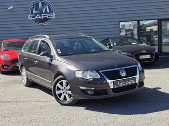  Voir d&eacute;tails -Volkswagen Passat SW 2.0 16V TDI - 140 BREAK 3C5 Confortli &agrave; Ch�teaubernard (16)