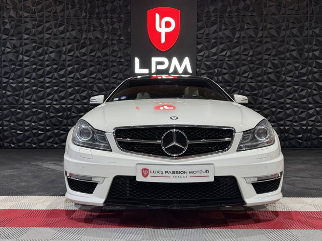 Mercedes Classe C III (W204) 63 AMG Speedshift MCT PACK PE BLANC de 2012