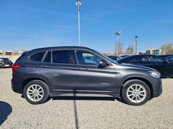BMW X1 F48 sDrive 18d * 2.0L D 150 CV * Busines Gris Fonc� de 2017