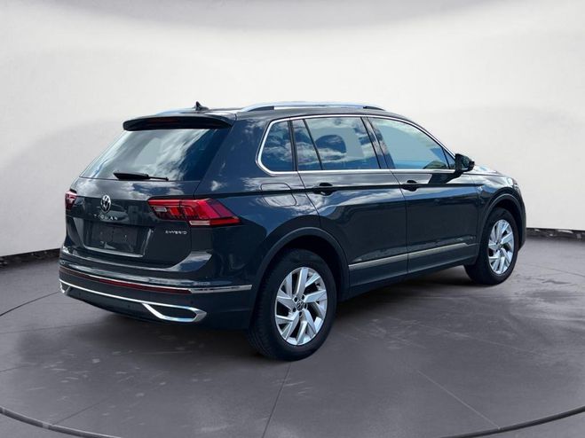 Volkswagen Tiguan eHybrid 245 DSG6 Elegance - Travel Assis Gris Urano de 2022