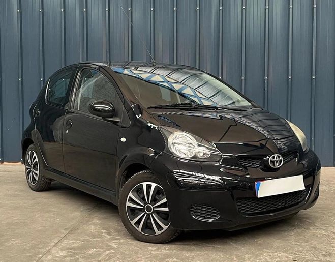 Toyota Aygo 1.0 VVTI 70 - Garantie 6 mois - Superbe  Noir de 2011
