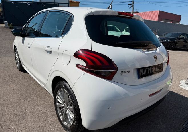 Peugeot 208 (2) 1.6 BlueHdi 100 Allure 5P Blanc de 2016