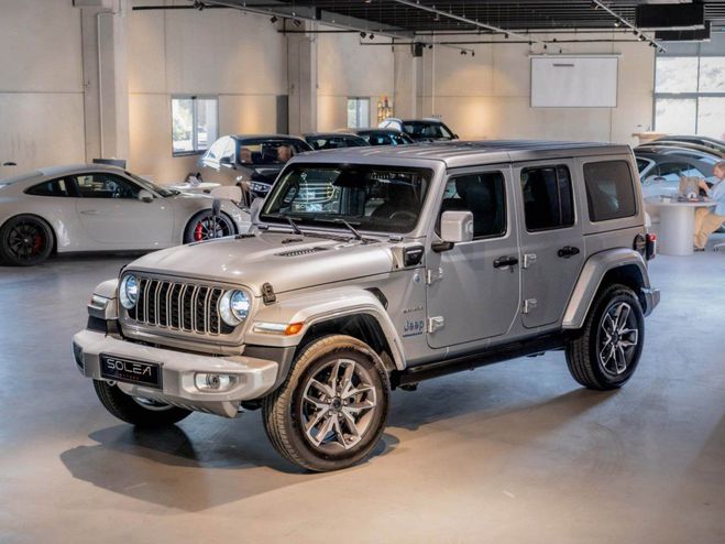 Jeep Wrangler Sahara Unlimited Gris M�tal de 2024