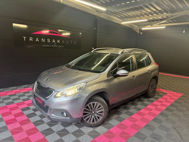 Peugeot 2008 1.2 82ch BVM5 Active / Suivi / Distribut Gris de 2015