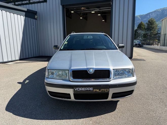 Skoda Octavia BREAK 1.9 TDI105 4X4 CONFORT/ DISTRI / V Gris de 2006