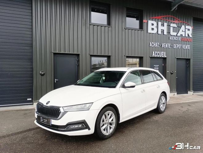 Skoda Octavia COMBI 2.0 TDI 116CV BVM6 STYLE CUIR CARP Blanc de 2021