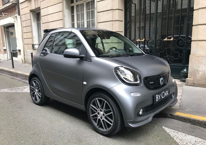 Smart Fortwo Cabriolet Brabus Xclusive 109CH Gris de 2018