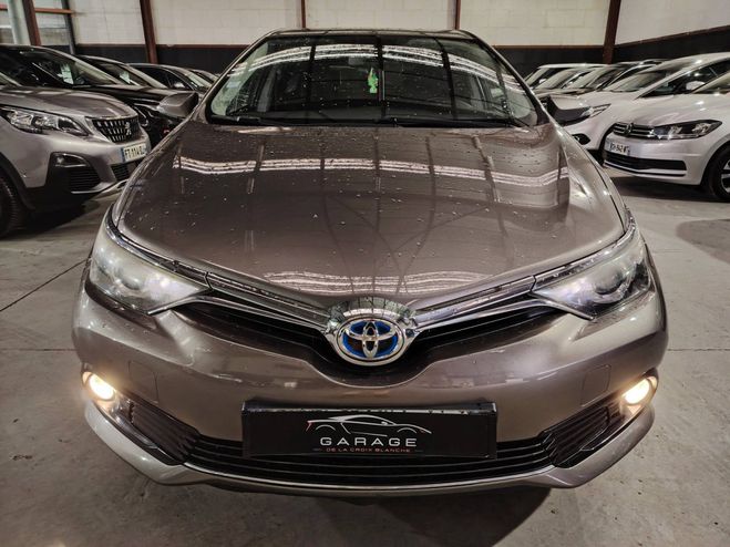 Toyota Auris II HSD 136h Dynamic Business GRIS de 2016
