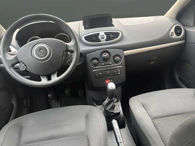 Renault Clio 1.5 DCI 85CH TOMTOM NOIR de 2009