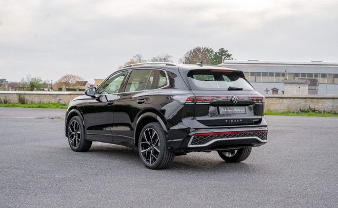 Volkswagen Tiguan EHYBRID R-LINE | TOIT OUVRANT PACK ASSIS Noir de 2024