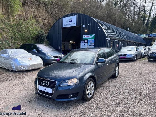 Audi A3 1.4 TFSi 125cv Ambiente Phase 2 BVA 3�me Gris de 2010