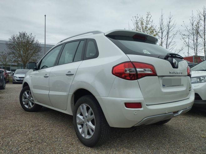 Renault Koleos I (H45) 2.0 dCi 150ch FAP Carminat BLANC de 2011