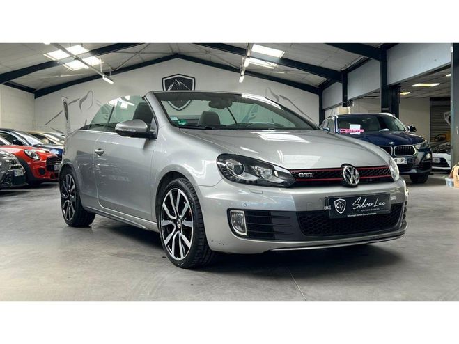 Cliquer pour voir la photo suivante Volkswagen Golf GTI CABRIOLET 2.0 16V TURBO TSI 210 / BO GRIS de 2014