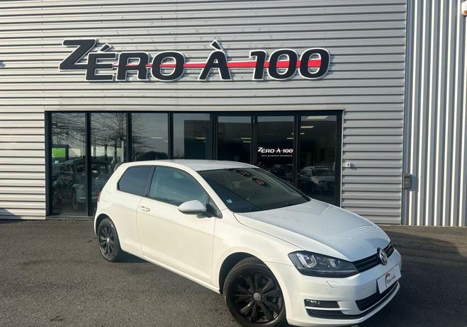 Volkswagen Golf 7 VII 1.6 TDI 105 BLUEMOTION TECHNOLOGY  Blanc de 2012