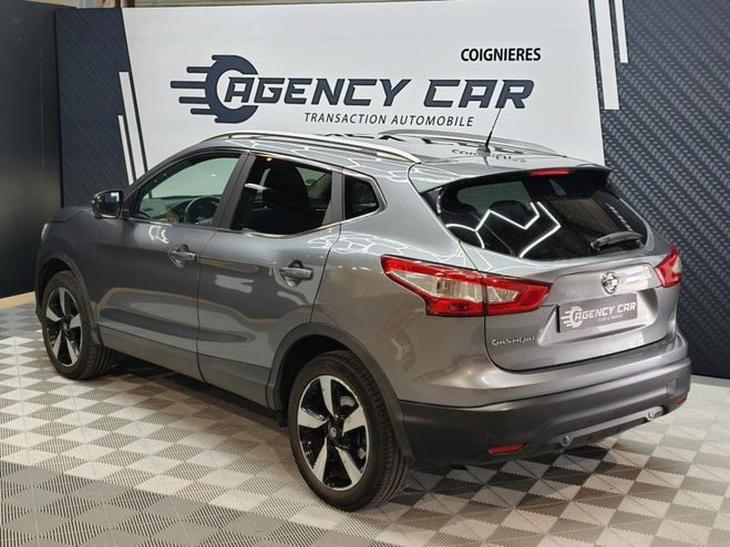 Nissan Qashqai 1.2 DIG-T - 115 N-Connecta - Toit Panora GRIS FONCE de 2017