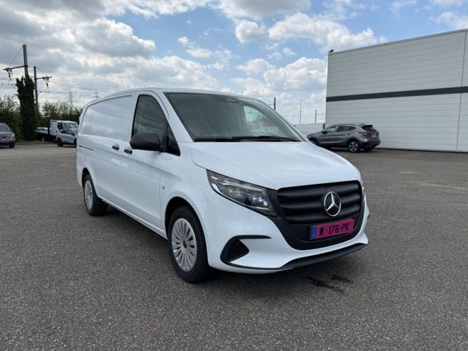 Mercedes Vito FOURGON 114 CDI LONG PRO 9G-TRONIC Blanc de 2026