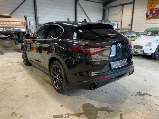 Alfa romeo Stelvio 2.0 280 CH AT8 Q4 NOIR de 2017