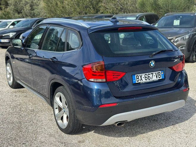 BMW X1 sDrive18d 143ch Luxe Bleu de 2011
