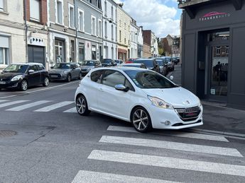  Voir d&eacute;tails -Peugeot 208 1.6 e-HDi 92ch BVM5 XY &agrave; Cambrai (59)