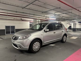  Voir d&eacute;tails -Dacia Sandero 1.6 MPI 90 LAUREATE &agrave; Asni�res-sur-Seine (92)