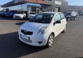 Voir d&eacute;tails -Toyota Yaris 69 VVT-I LUNA 3P &agrave; Aubi�re (63)