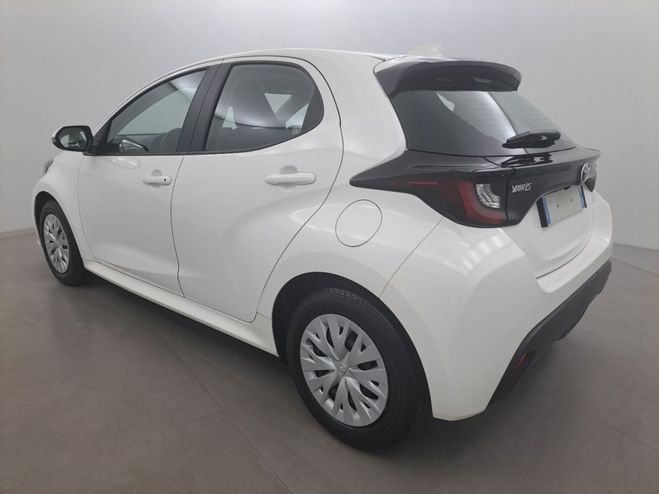 Toyota Yaris 1.5 Hybride 116h France Business Blanc de 2021