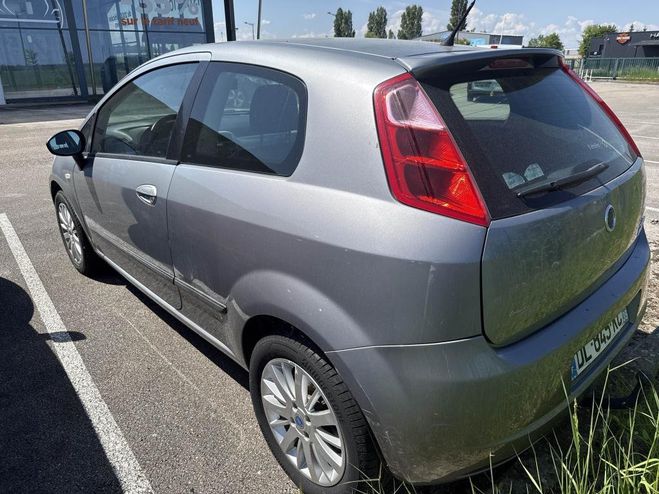 Fiat Grande Punto PUNTO/PUNTO EVO 1.3 Multijet 16V - 120 C GRIS FONCE de 2006