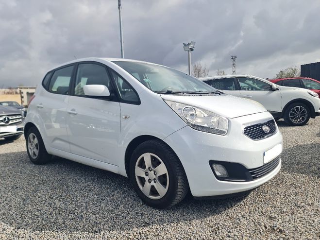 Kia Venga 1.4 CRDi 90 ch Active * REPRISE POSSIBLE Blanc de 2012