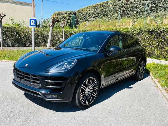 Porsche Macan 3.6 V6 TURBO PACK PERFORMANCE NOIR METALLISE de 2018