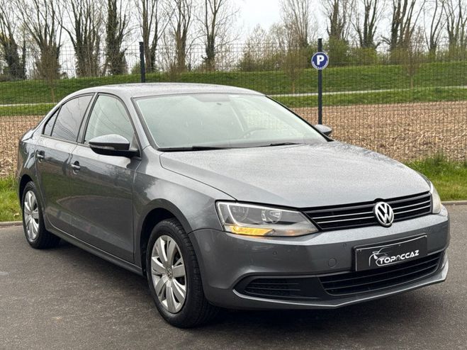 Volkswagen Jetta 1.2 TSI 122CH TRENDLINE * 77.00KM * 2014 GRIS de 2014