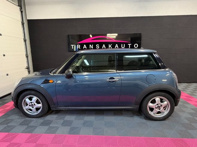 Mini One HATCH R56 D 90 ch / Peu de kilom�tres Bleu de 2011