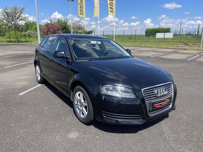 Audi A3 1.6 TDI 105CH DPF START/STOP AMBIENTE 3P NOIRE  de 2010