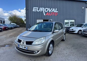  Voir d&eacute;tails -Renault Grand Scenic II 1.9 dCi 130cv 7 PLACES &agrave; Fontenay-sur-Eure (28)