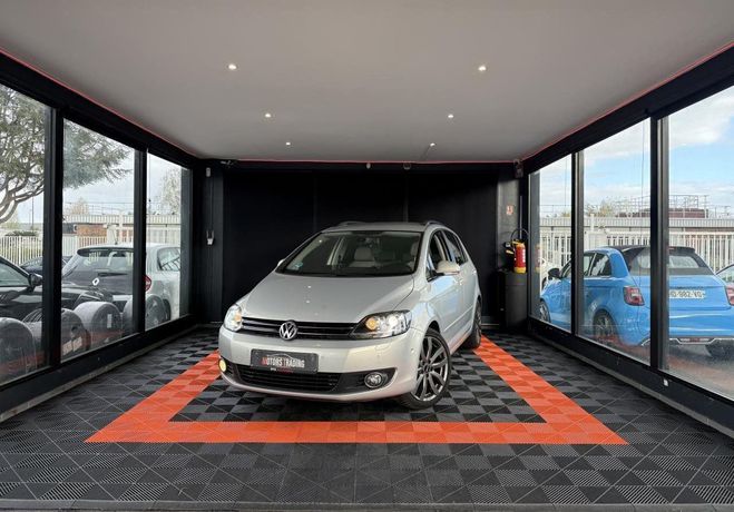 Volkswagen Golf Plus GOLF+ 2.0 16V TDI CR FAP - 140 - BV DSG  GRIS de 2011