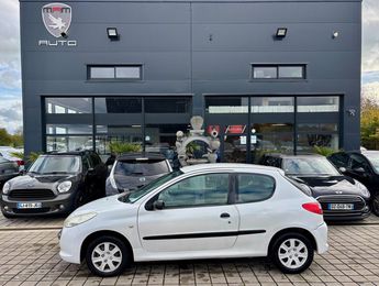  Voir d&eacute;tails -Peugeot 206 206+ 1.1 Access 3p 60 CH URBAN &agrave; Nouvoitou (35)
