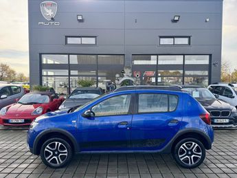  Voir d&eacute;tails -Dacia Sandero 2 0.9i - 12V TURBO TCE 90 15 ANS &agrave; Nouvoitou (35)