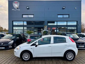  Voir d&eacute;tails -Fiat Punto 1.2 8v 69ch Easy 5p POP &agrave; Nouvoitou (35)