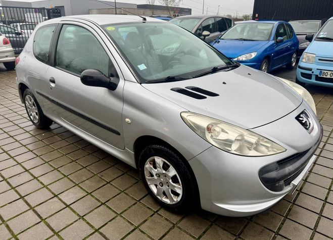 Peugeot 206+ PLUS   1.1 URBAN Gris M�tallis� de 2010