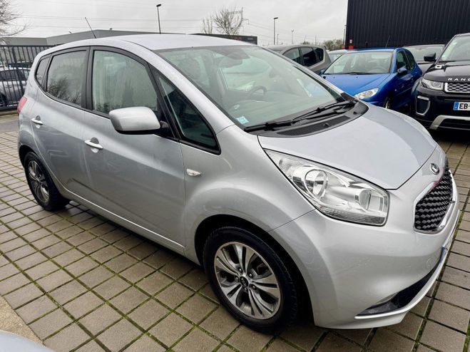 Kia Venga 1.4 90ch Motion ISG Gris Clair M�tallis� de 2017