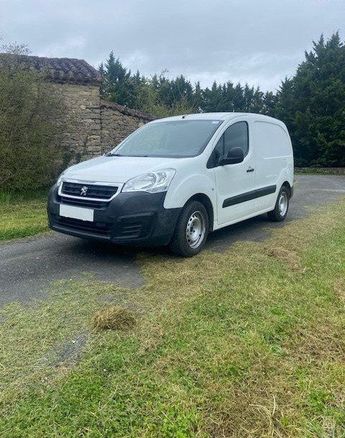  Voir d&eacute;tails -Peugeot Partner premium l2 bhdi 100 &agrave; Carlus (81)