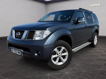  Voir d&eacute;tails -Nissan Pathfinder 2.5 dCi SE 170ch ? 7 places Clim auto R� &agrave; Uckange (57)